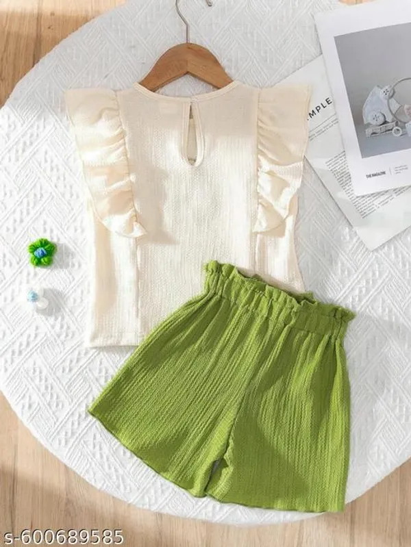 Green_Cotton_Blend_Regular_T-Shirt_And_Pant_Set_For_Girls