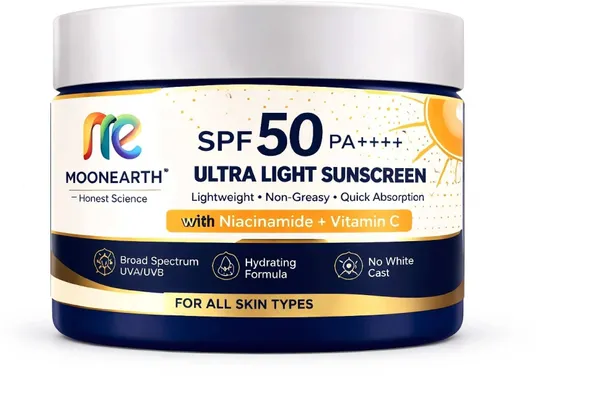 Sunscreen_-_Spf_50+_Pa++++_Ultra_Light_Sunscreen_|_Niacinamide_&_Vitamin_C_|_Non-Greasy,_No_White_Cast