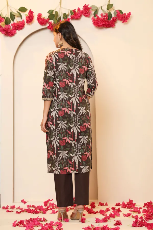 Women_Kurta_Pant_Attached_Dupatta_Set