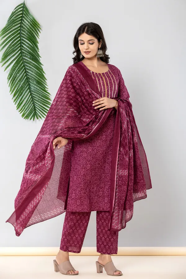 Women_Kurta_And_Pant_With_Dupatta_Set