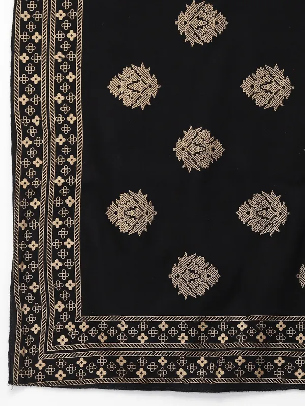 Women_Kurta_And_Palazzo_With_Dupatta_Set