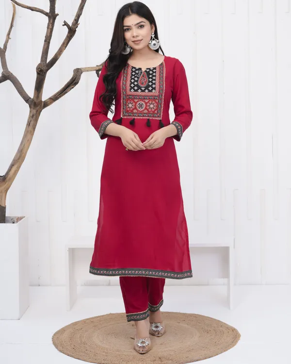Women_Kurta_And_Palazzo_With_Dupatta_Set