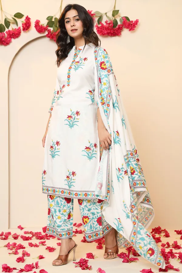 Women_Kurta_Pant_Attached_Dupatta_Set