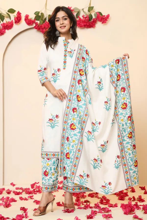 Women_Kurta_Pant_Attached_Dupatta_Set