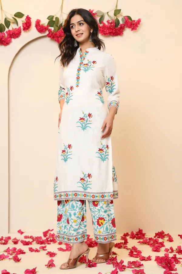 Women_Kurta_Pant_Attached_Dupatta_Set