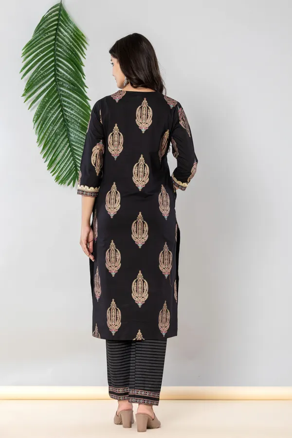 Women_Kurta_And_Pant_With_Dupatta_Set