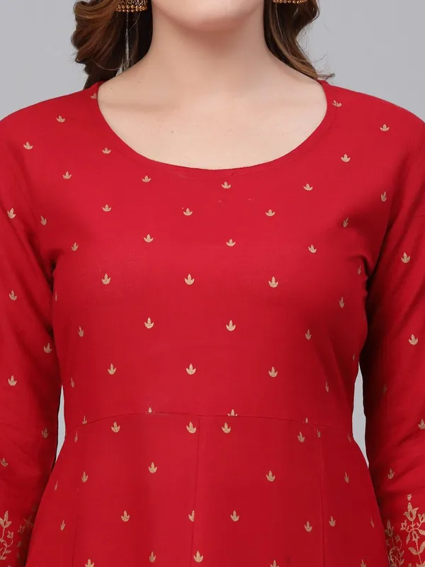 Women_Kurta_And_Palazzo_With_Dupatta_Set