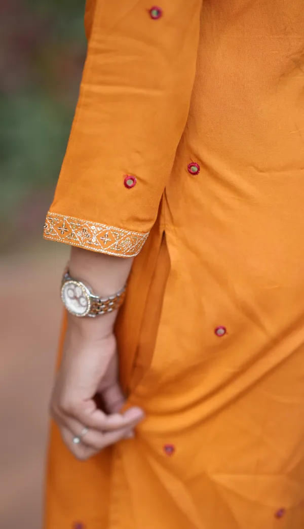 Women_Kurta_And_Pant_With_Dupatta_Set