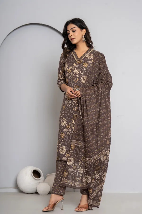 Women_Kurta_And_Pant_With_Dupatta_Set