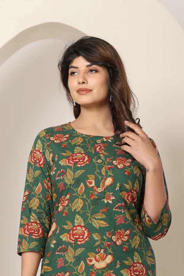 Women_Floral_Print_Kurta_Green