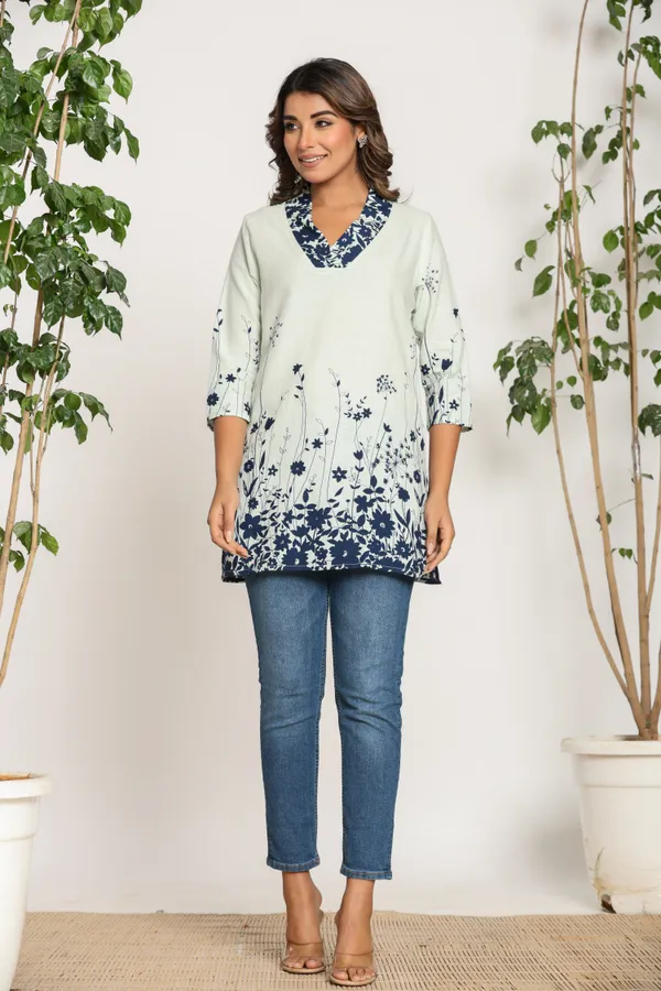 Women_Floral_Print_Straight_Kurta