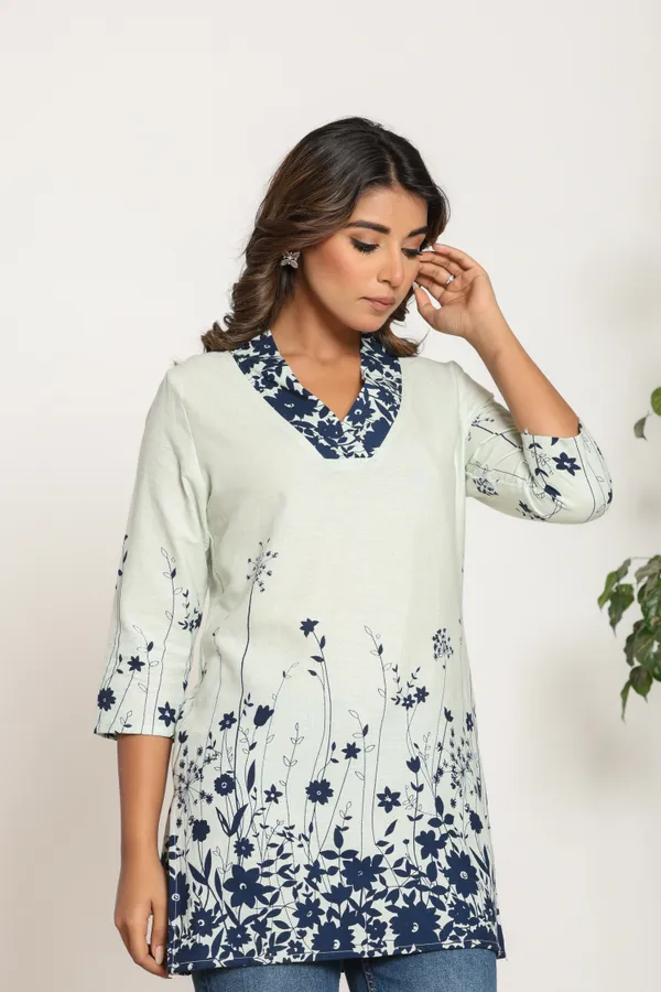 Women_Floral_Print_Straight_Kurta