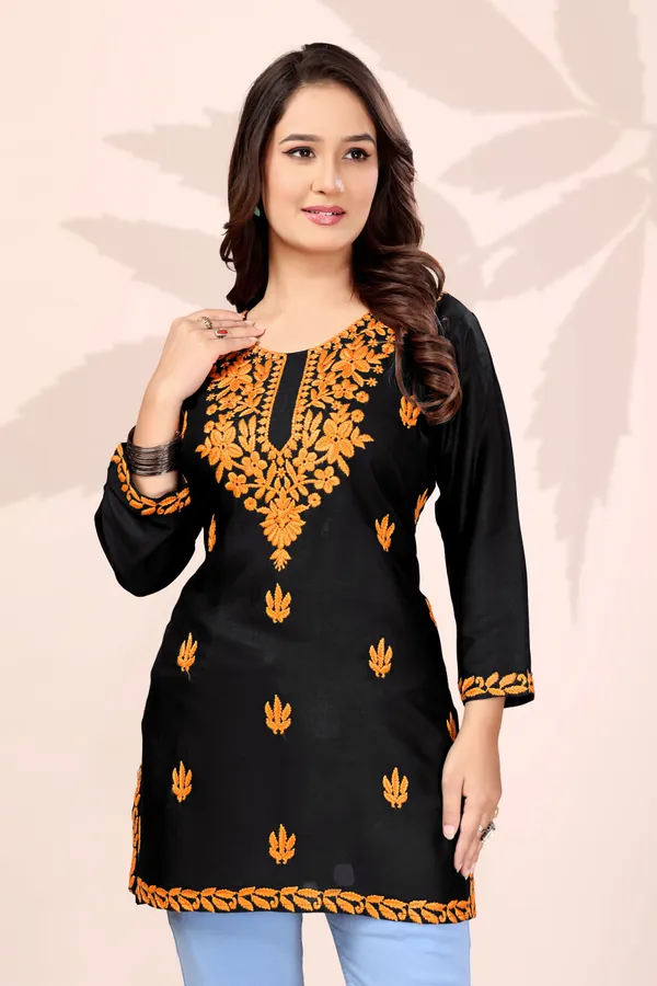Rudra_Lifestyle_Women_Embroidered_Straight_Kurta_Gold,_Black