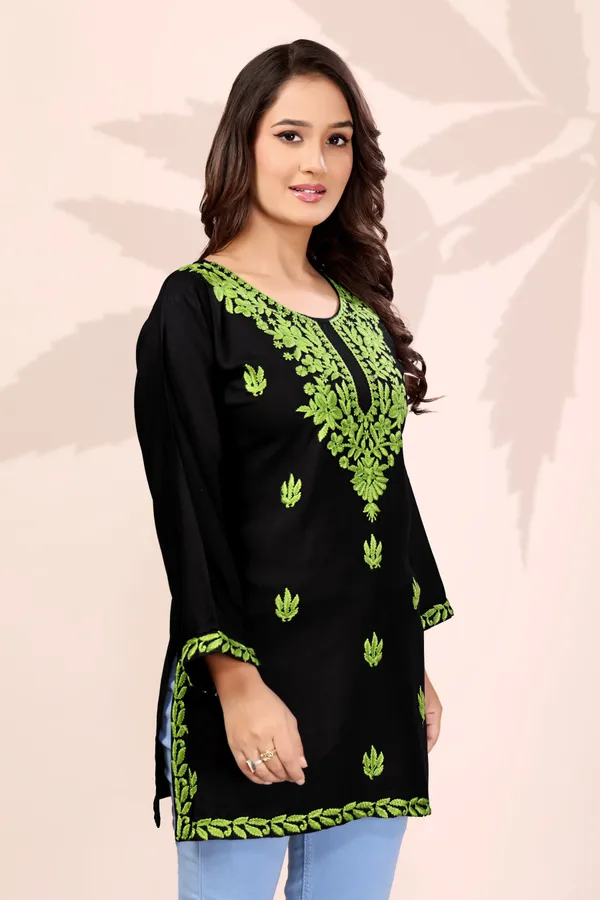 Rudra_Lifestyle_Women_Embroidered_Straight_Kurta_Green,_Black