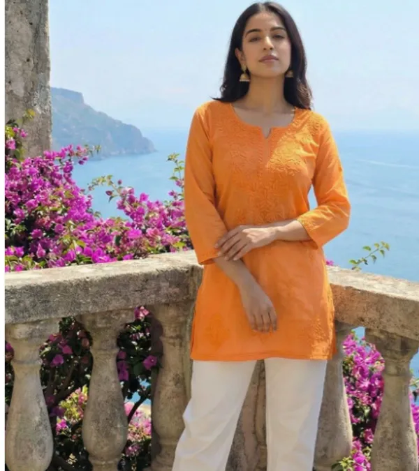 Women_Embroidered_Chikankari_Chanderi_Silk_Kurta