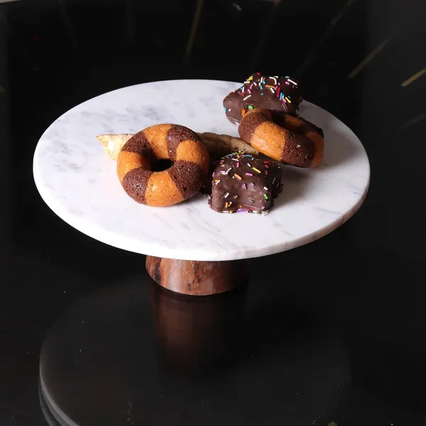 White_Marble_Cake_Stand_Home_&_Kitchen
