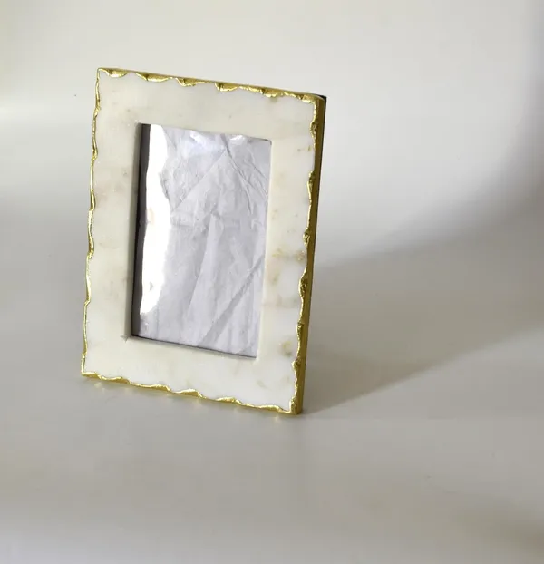 White_Marble_Photo_Frame_Home_&_Kitchen