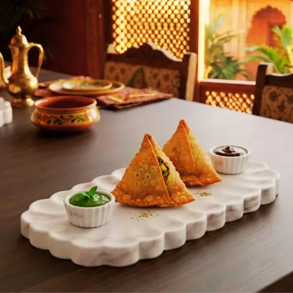 White_Marble_Scallop_Serving_Tray_Home_&_Kitchen