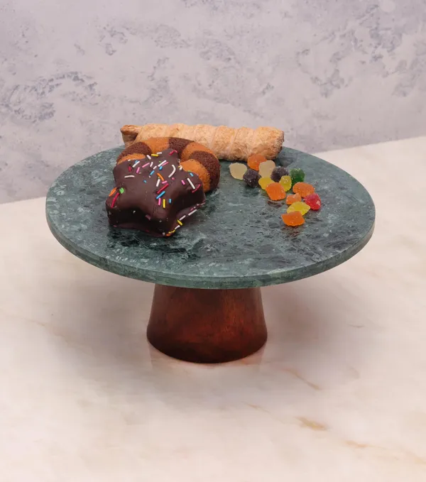 Green_Cake_Stand_Wooden_Base