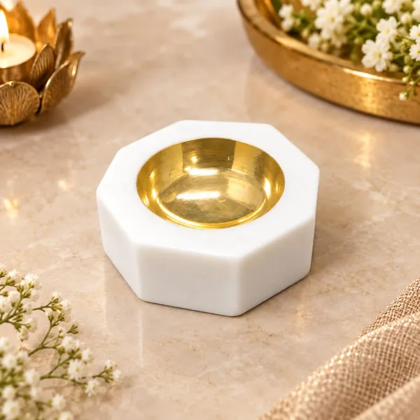 Octagonal_marble_tealight