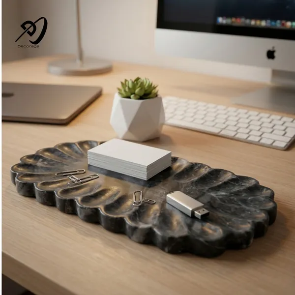 Scallop_black_tray