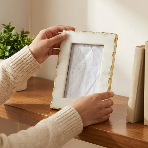 White_Marble_Photo_Frame_Home_&_Kitchen