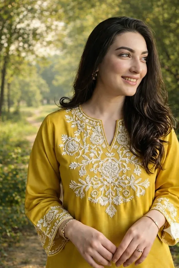 Yellow_And_White_Cotton_Kurta_Set_For_Women_(2Pc)