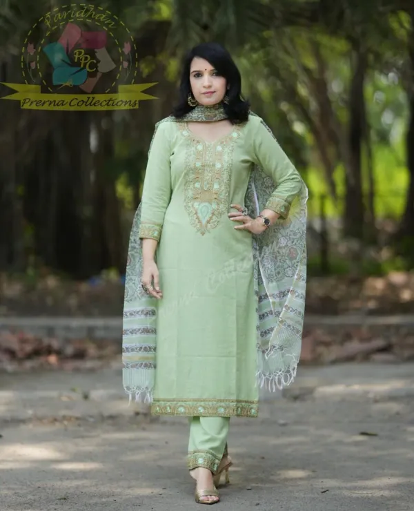 Elegant_Mint_Green_Printed_Kurta_Set_with_Floral_Dupatta