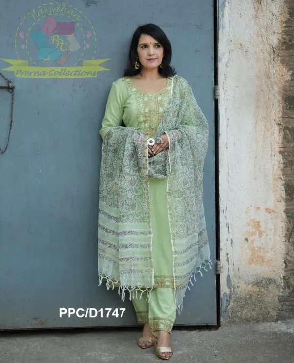 Elegant_Mint_Green_Printed_Kurta_Set_with_Floral_Dupatta