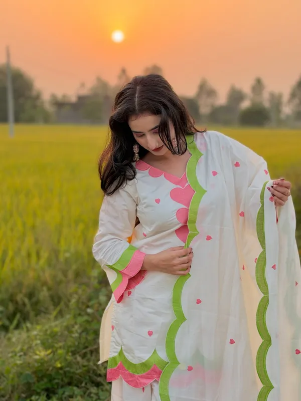 Women’s_Off-White_Printed_Cotton_Kurta_Palazzo_Set_with_Dupatta
