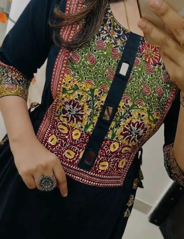 Women's_Black_Printed_A-Line_Kurta_with_Embroidered_Yoke_&_Matching_Pants