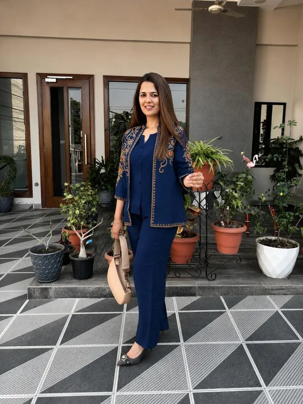 Women’s_Navy_Blue_Embroidered_Kurta_Pant_Set_with_Printed_Jacket