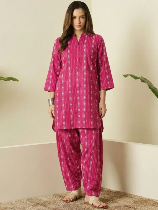 Women’s_Pink_Printed_Straight_Kurta_with_Matching_Pants_Set