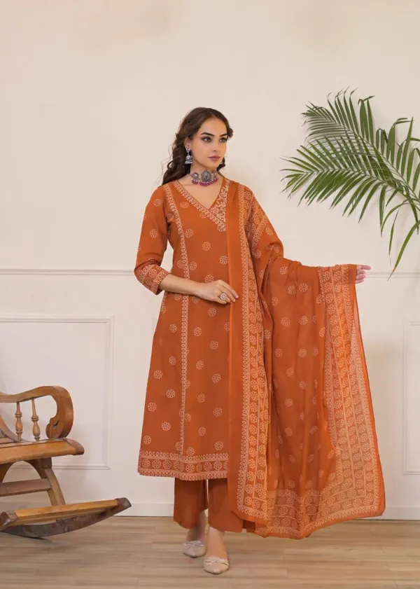 Women’s_Rust_Orange_Printed_Cotton_Kurta_with_Palazzo_&_Dupatta_Set