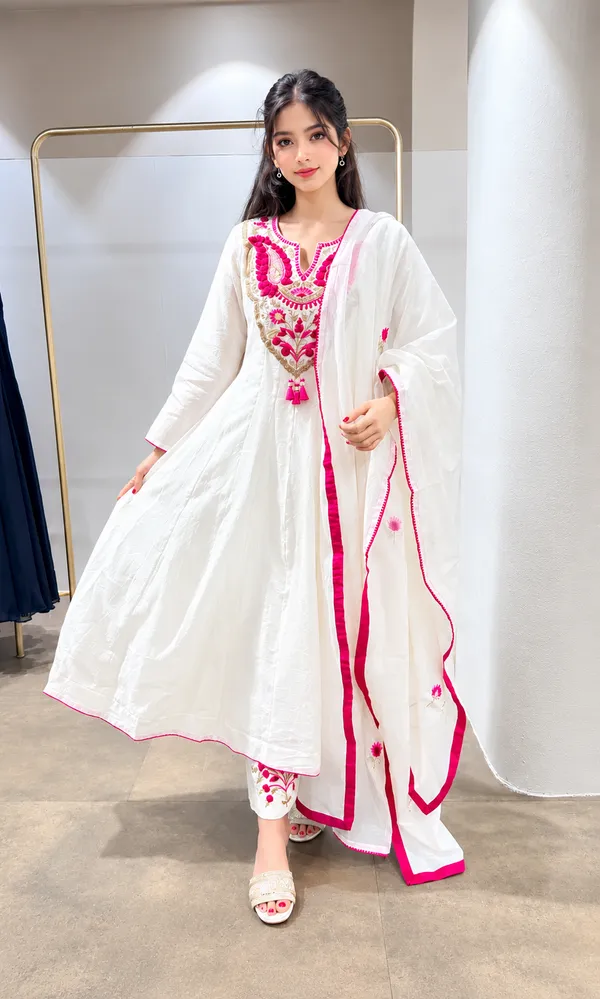Women’s_White_Cotton_Anarkali_Kurta_Set_with_Pink_Floral_Embroidery_and_Dupatta_|_Jaipuri_Clothing