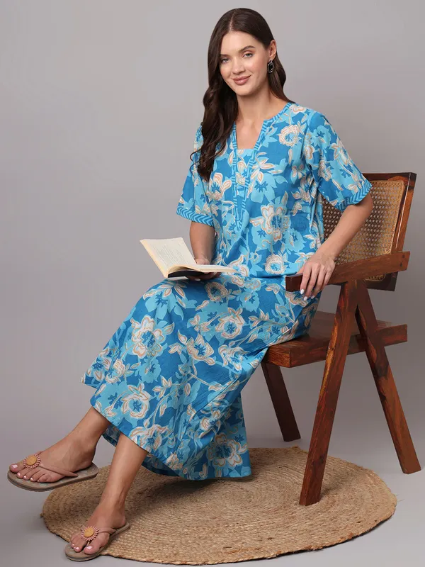 Soothing_Blue_Floral_Kafty_White_And_Blue