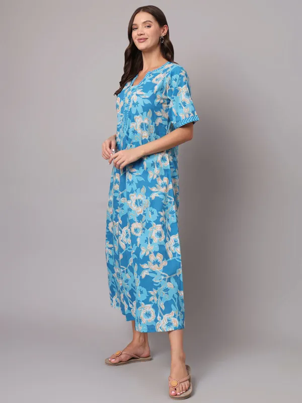 Soothing_Blue_Floral_Kafty_White_And_Blue