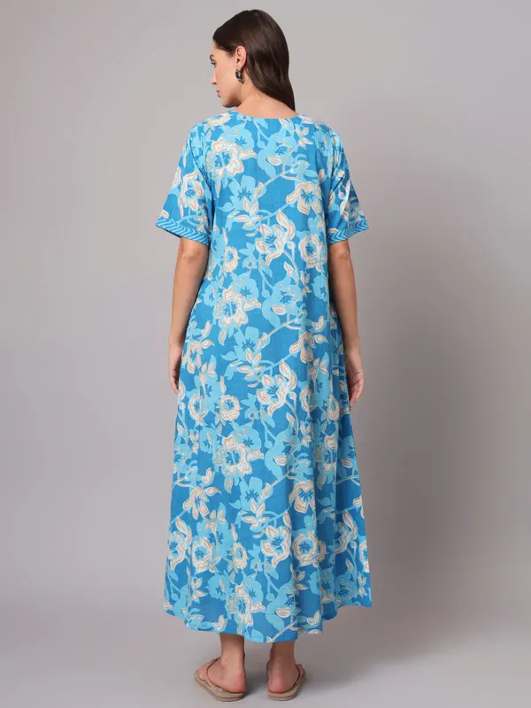 Soothing_Blue_Floral_Kafty_White_And_Blue