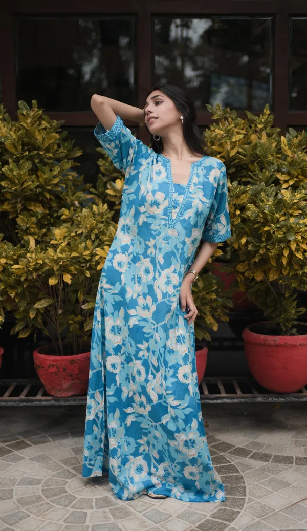 Soothing_Blue_Floral_Kafty_White_And_Blue