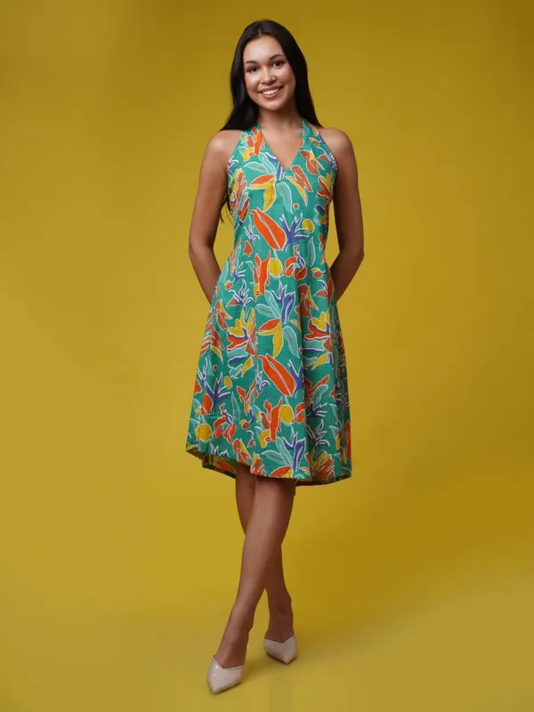 Green_Tropical_Halter_Neck_Dress
