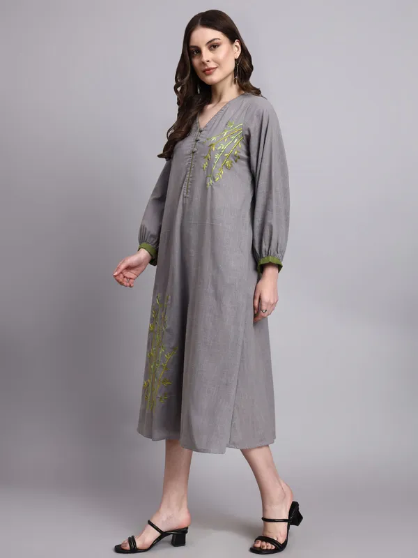 Ira_Grey_Embroidered_Dress