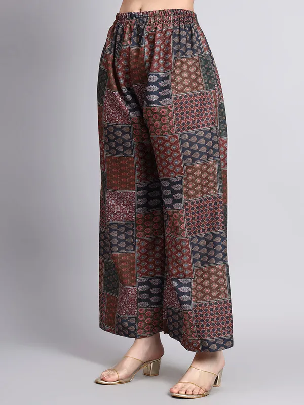 Ranaa_Brown_Ajrakh_Print_One_Shoulder_Set