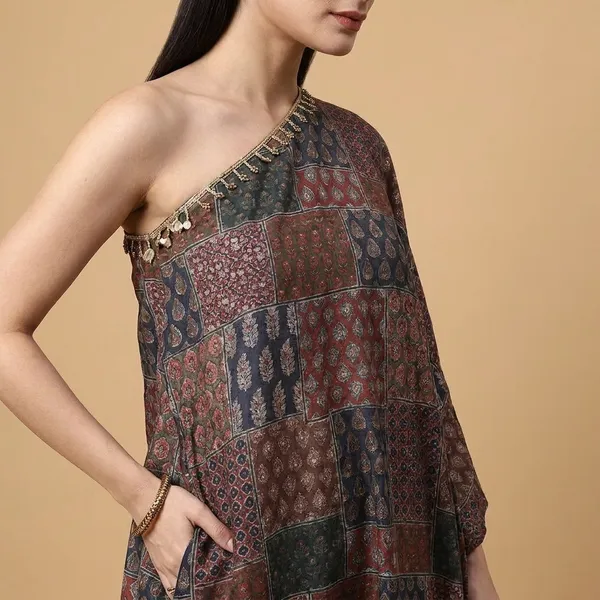 Ranaa_Brown_Ajrakh_Print_One_Shoulder_Set