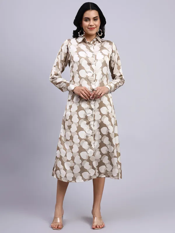 Aira_Sand_Heart_Modal_Satin_Shirt_Dress