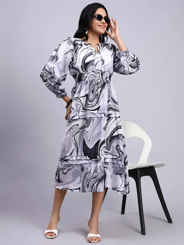 Ira_Monochrome_Marble_Tiered_Midi_Dress