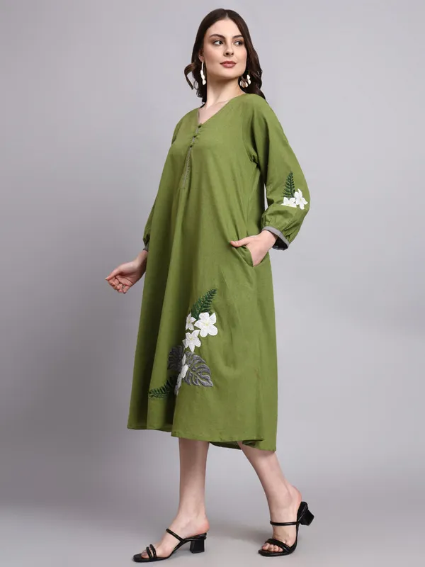 Avni_Olive_Embroidered_Dress