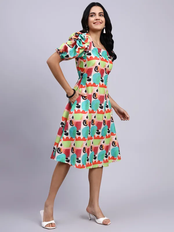 Rhea_Pop_Art_Puff_Sleeve_Midi_Dress