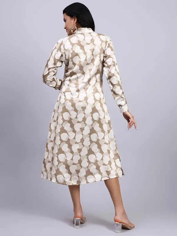 Aira_Sand_Heart_Modal_Satin_Shirt_Dress