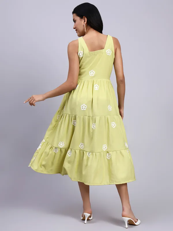 Zaria_Lime_Blossom_Tiered_Midi_Dress