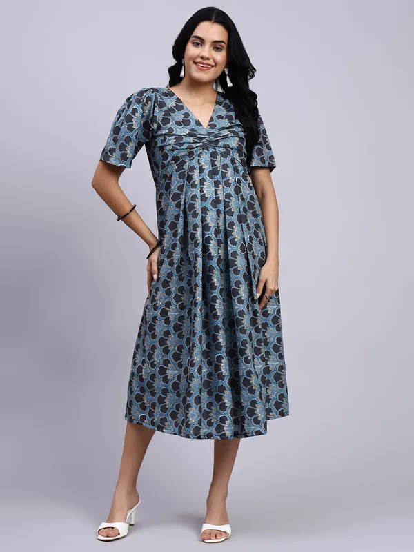 Myra_Indigo_Trellis_Twist_Midi_Dress